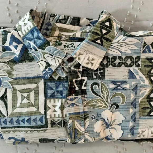 TWO PALMS Honu Block Hawaii, tropical, Hawaiian shirt. - Picture 6 of 7